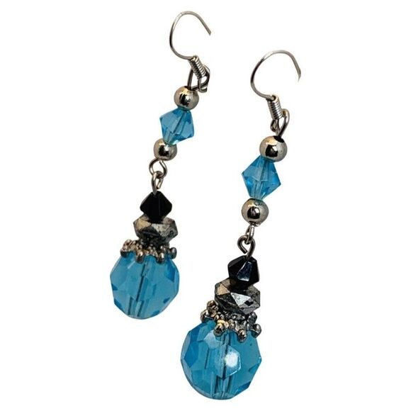 Teal Blue Faceted Glass Silver Tone Sparkly Dangle Drop Pierced Earrings - Picture 3 of 4